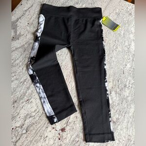 Tek Gear Mid Rise Capri Leggings